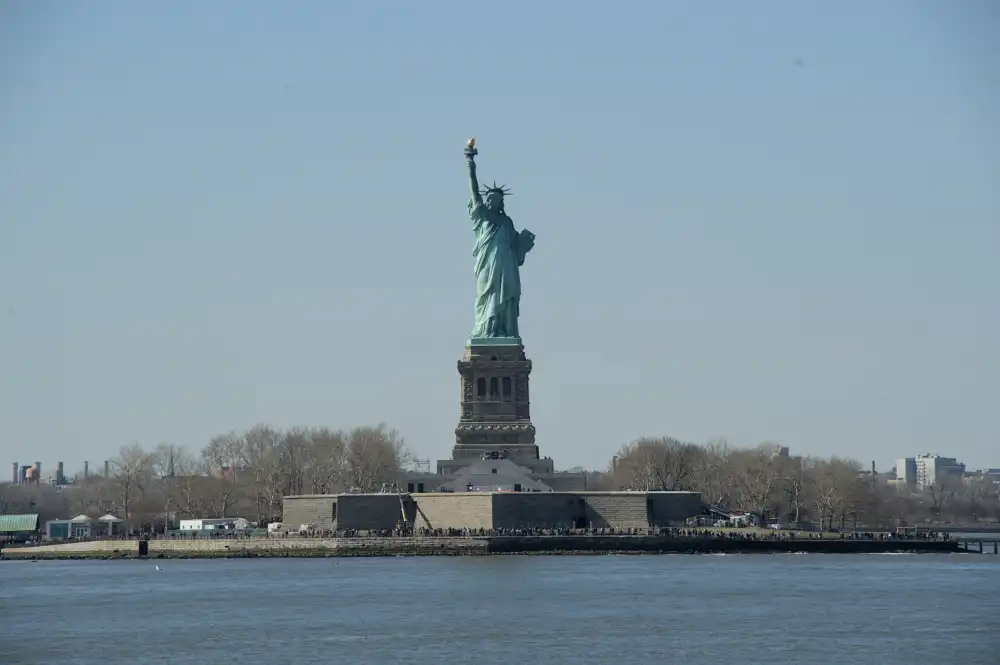 Compressed picture of the category usa-2024.